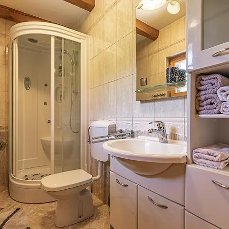 Vineyard Stepan - Happy Vakantiehuis Črnomelj